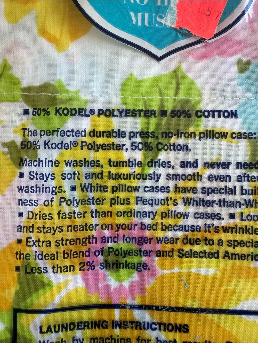 Vintage 70s Pequot Easy Care No Iron Muslin Floral Set Of 2 Pillow Cases Std NEW